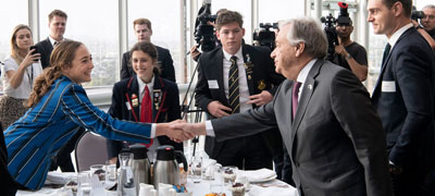 Secretary-General Ant&oacute;nio Guterres attends a morning breakfast with climate action-focused Maori and Pasifika youth. UN Photo/Mark Garten