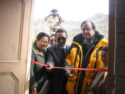 Home Minister P Chidambaram inaugurating the house. Also seen Mr Rigzin Jora, Toursim Minister - J&K on the left