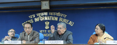 The Union Minister for Overseas Indian Affairs, Mr Vayalar Ravi, addressing a Press Conference on 9th Pravasi Bharatiya Diwas-2011 in New Delhi on December 21, 2010. 
